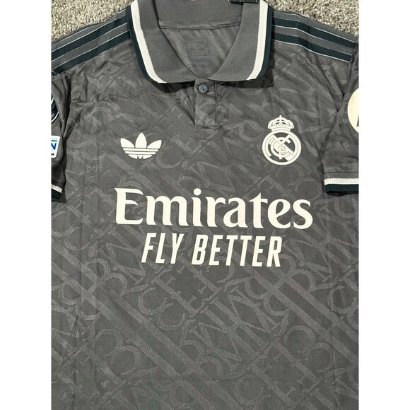 Real Madrid Kylian Mbappe #9 Soccer Jersey Gray Away 2004/25 Men Shirt Size Team - Picture 11 of 12